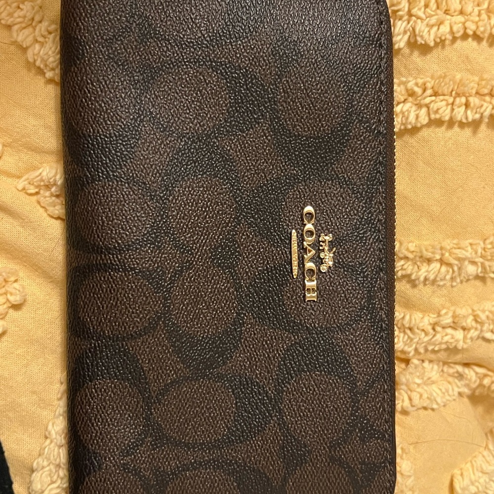 Coach wallet